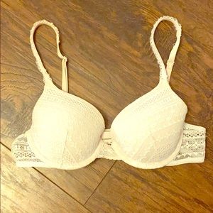Victoria’s Secret Lined Perfect Coverage Bra